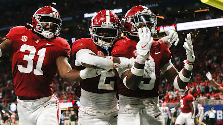BamaCentral 22 for '22: Will Alabama replicate its 2016 defense?