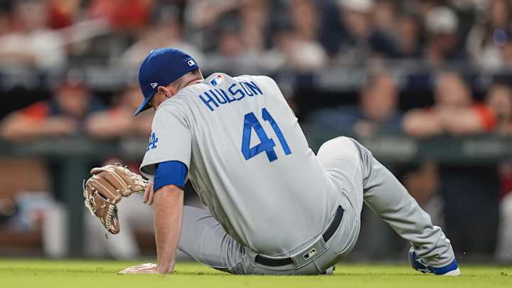 Dodgers News: Veteran LA Reliever Suffers ACL Injury