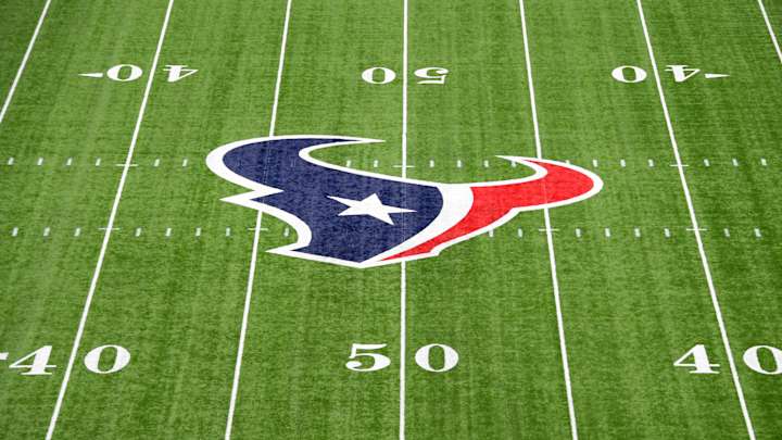 Deshaun Watson Accuser Files Lawsuit Against Texans