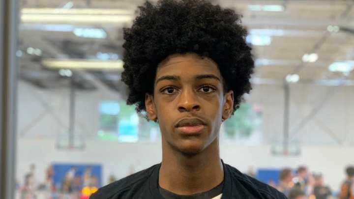 Huskies Offer Basketball Scholarship to a Legend Huskies Offer Basketball Scholarship to a Legend