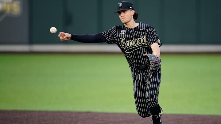 LSU Officially Announces Five Transfers Joining Program