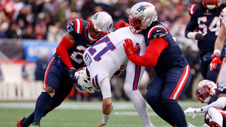 Weakest Link: Patriots DL Among Worst in NFL? Weakest Link: Patriots DL Among Worst in NFL?