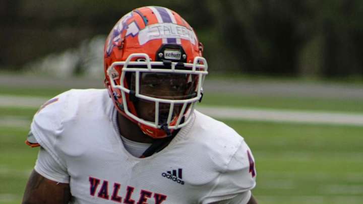 Source: Another Jones? Patriots Showing Interest in Small-College Prospect