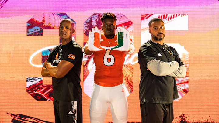 EDGE Collins Acheampong Signs with the Hurricanes