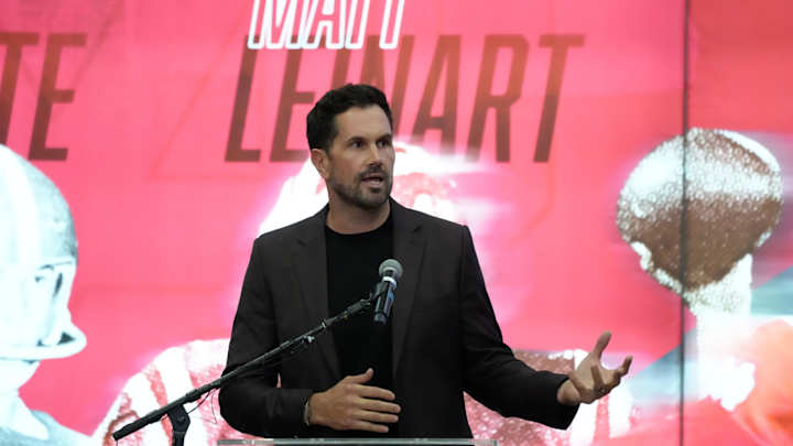 Matt Leinart Shares Opinion on Referees in Alabama’s Win Over Texas Matt Leinart Shares Opinion on Referees in Alabama’s Win Over Texas