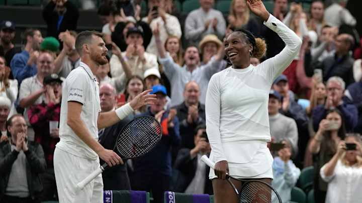 Venus Williams Returns With Mixed Doubles Opener Win at Wimbledon