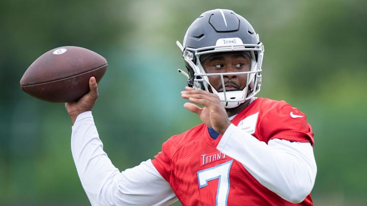 For Willis, There is No Wrong Angle