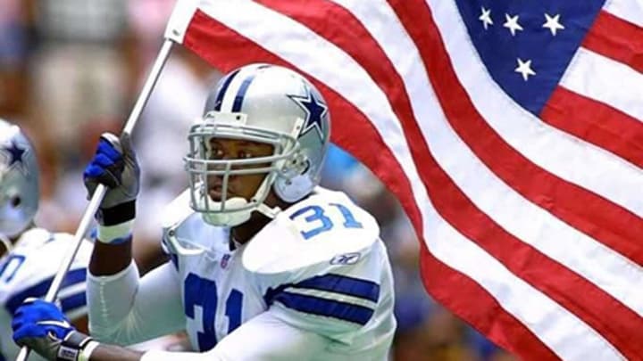 Happy Birthday, America Sports: 246 Reasons to Love Dallas Games and Those Who Play Them Happy Birthday, America Sports: 246 Reasons to Love Dallas Games and Those Who Play Them