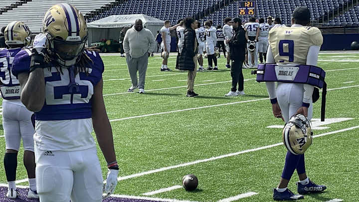 Ex-Husky RB Caleb Berry Transfers to FCS Incarnate Word