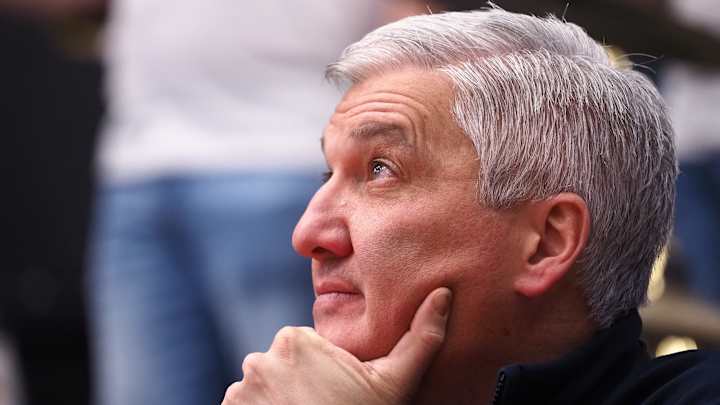 Pac-12 Begins Negotiations for Next TV Rights