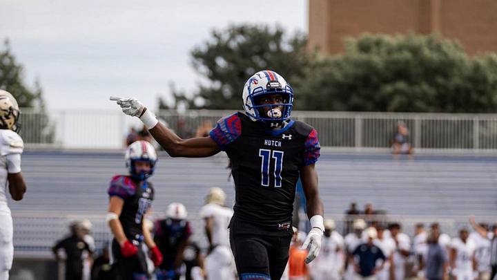 Malik Benson Makes College Decision Malik Benson Makes College Decision