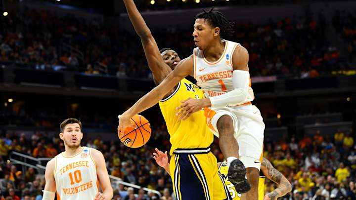 Kennedy Chandler Delivers Sound Summer League Debut With Memphis Kennedy Chandler Delivers Sound Summer League Debut With Memphis