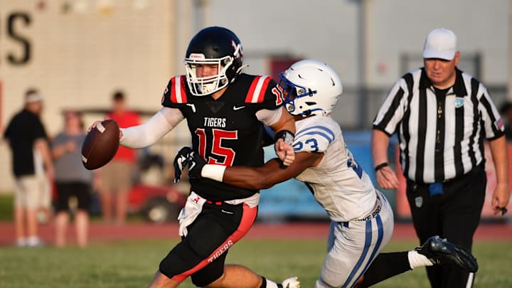 Oklahoma Makes Top 3 for Elite 2023 LB Troy Bowles