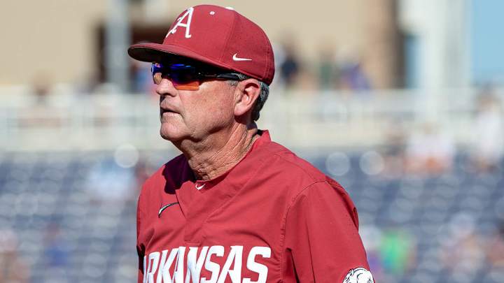 Hogs’ Coach Dave Van Horn Not Hitting Panic Button Hogs’ Coach Dave Van Horn Not Hitting Panic Button
