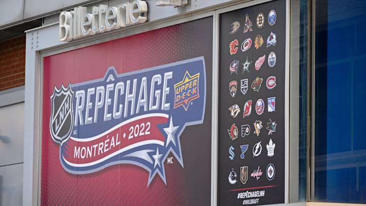 NHL Draft Being Impacted by Massive Cell Phone Outage in Canada NHL Draft Being Impacted by Massive Cell Phone Outage in Canada