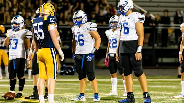 Looking Inside the 2024 Crystal Ball for UW Recruits Looking Inside the 2024 Crystal Ball for UW Recruits