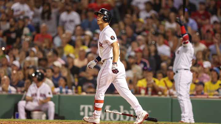 Red Sox OF Rob Refsnyder Smashes Car With Home Run Over Green Monster Red Sox OF Rob Refsnyder Smashes Car With Home Run Over Green Monster
