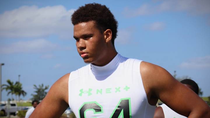Florida Gators OT Target Lucas Simmons Pledges to FSU