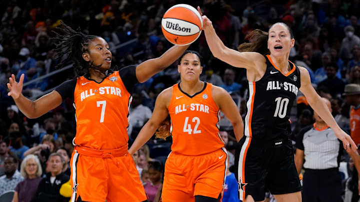 WNBA All-Stars Wear Brittney Griner’s No. 42 on Jersey in Second Half