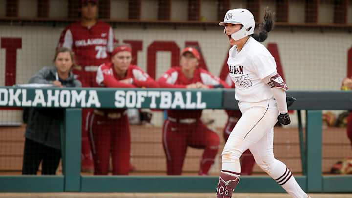 Oklahoma Officially Welcomes New Softball Grad Transfer