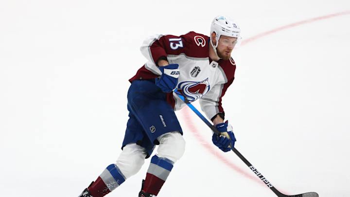 Avalanche Re-Signs Winger Valeri Nichushkin With Eight-Year Deal Avalanche Re-Signs Winger Valeri Nichushkin With Eight-Year Deal