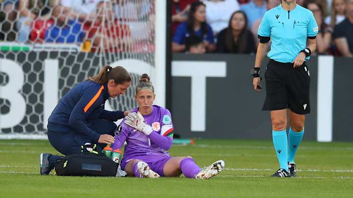 Netherlands Captain Van Veenendaal Ruled Out of Women’s Euros With Injury
