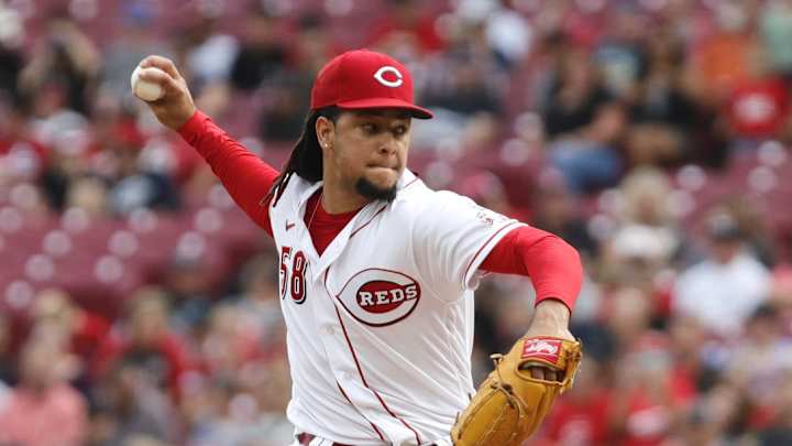 MLB Insider: Reds Want These Yankees Top Prospects for Luis Castillo