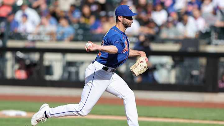 Dodgers Claim Long Reliever From New York Mets Dodgers Claim Long Reliever From New York Mets