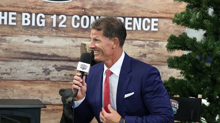 Oklahoma Unbothered by Outside Expectations Headed Into Fall Camp
