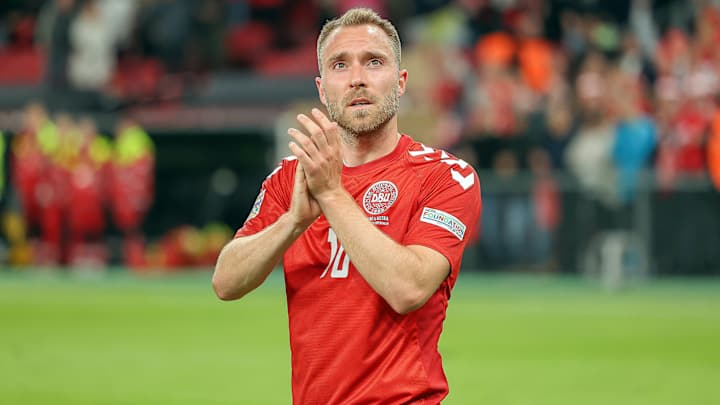 Man United Signs Christian Eriksen to Three-Year Deal Man United Signs Christian Eriksen to Three-Year Deal