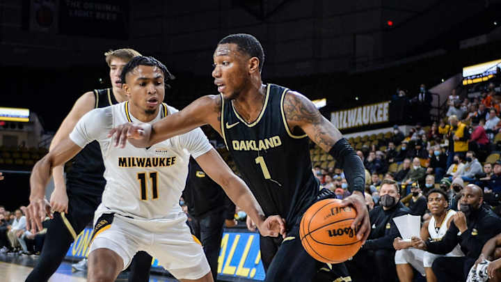 Miami Heat's Roster To 18 After Signing Jamal Cain Miami Heat's Roster To 18 After Signing Jamal Cain