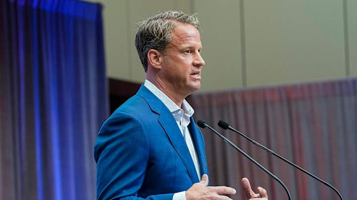 Lane Kiffin Discusses Upcoming Scrimmage, Team Chemistry in Fall Camp