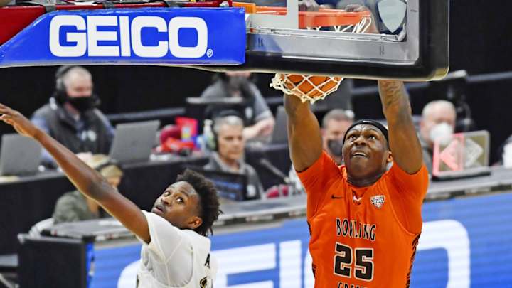 Pelicans Ink Daeqwon Plowden to Exhibit-10 Deal