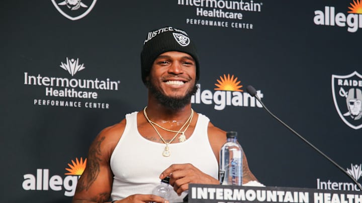 Pro Bowl Las Vegas Raiders Denzel Perryman Talks Training Camp