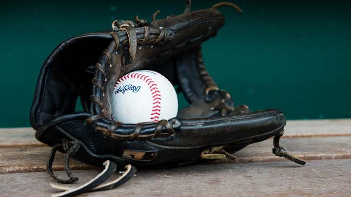 Houston Cougars Outfielder Drew Bianco Makes Epic Home Run Robbery Catch (Video) Houston Cougars Outfielder Drew Bianco Makes Epic Home Run Robbery Catch (Video)