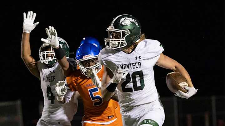 Wisconsin offers 2023 four-star LB Blake Nichelson Wisconsin offers 2023 four-star LB Blake Nichelson