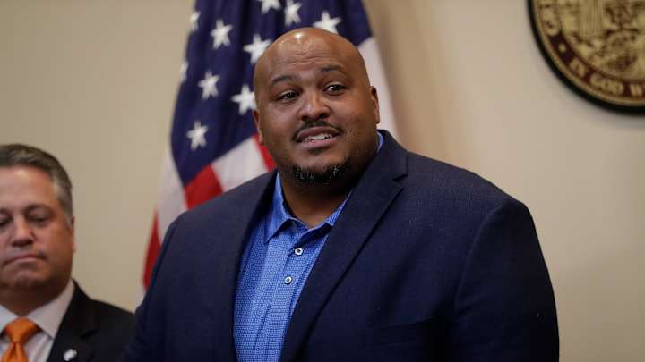 Seminole Boosters hire Florida State Legend Seminole Boosters hire Florida State Legend