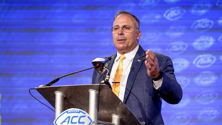 Pat Narduzzi, Pitt Football Hope To Summit A Higher Peak in 2022 Pat Narduzzi, Pitt Football Hope To Summit A Higher Peak in 2022