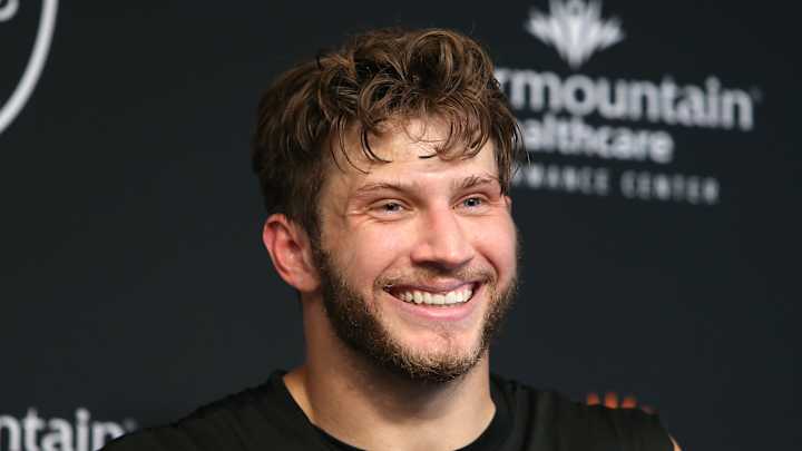 Las Vegas Raiders Foster Moreau Talks at Training Camp Las Vegas Raiders Foster Moreau Talks at Training Camp