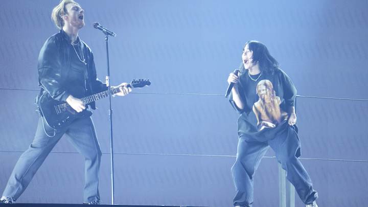 Dodgers News: Watch Global Pop Icon Dance to Her Own Tune at Dodger Stadium Dodgers News: Watch Global Pop Icon Dance to Her Own Tune at Dodger Stadium