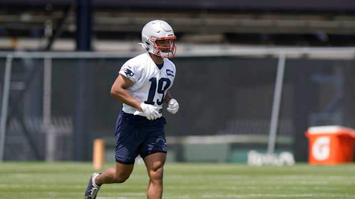 Patriots Prospect Malcolm Perry Retires - To Go Into the U.S. Navy Patriots Prospect Malcolm Perry Retires - To Go Into the U.S. Navy