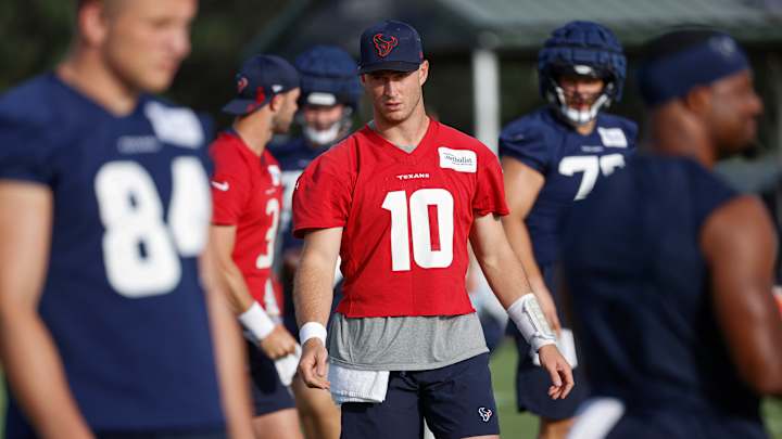 Texans Training Camp's Key Storylines Texans Training Camp's Key Storylines