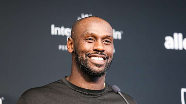 Las Vegas Raiders Superstar DE Chandler Jones Talks at Training Camp