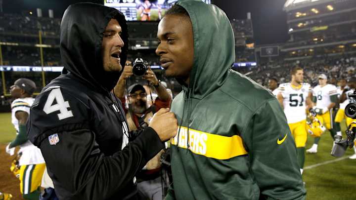 Davante Adams Calls Raiders QB Derek Carr a ‘Hall of Famer’