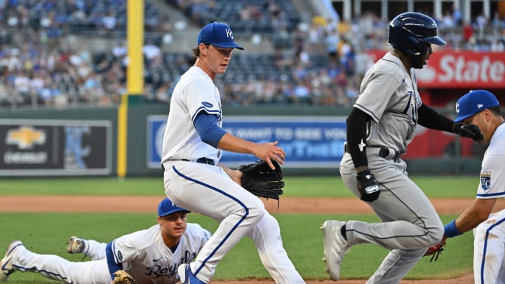 Royals Go 'Yarbs' Twice in 8th Inning, Knock Off Rays 6-3 to Even Series Royals Go 'Yarbs' Twice in 8th Inning, Knock Off Rays 6-3 to Even Series