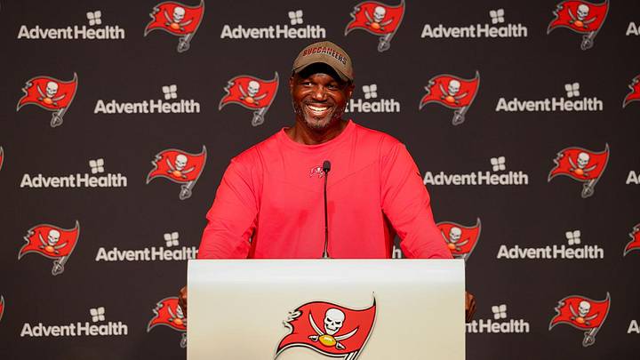 Bucs’ Todd Bowles Reveals Amusing Way He Will Celebrate NFC South Title Bucs’ Todd Bowles Reveals Amusing Way He Will Celebrate NFC South Title