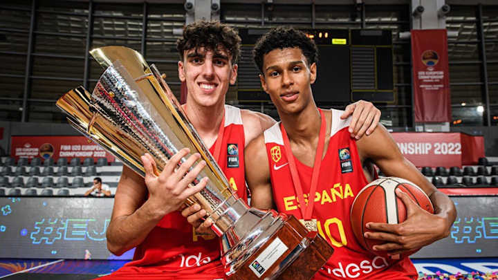 Pitt Basketball F Guillermo Diaz-Graham Wins FIBA U20 Title