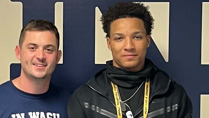 Huskies Make an Offer to 2024 Chicago Edge Rusher Huskies Make an Offer to 2024 Chicago Edge Rusher