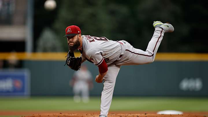 Dallas Keuchel Signs With Rangers, His Third Team This Season Dallas Keuchel Signs With Rangers, His Third Team This Season