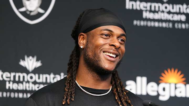 Adams Clarifies Hall of Fame Statement on Carr